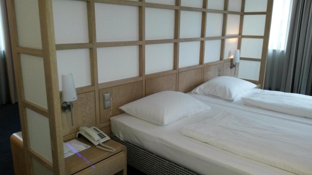 Hotel Zur Post 애쉬하임 외부 사진