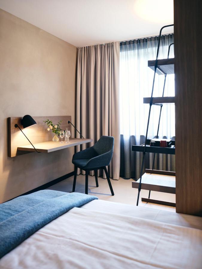Hotel Zur Post 애쉬하임 외부 사진