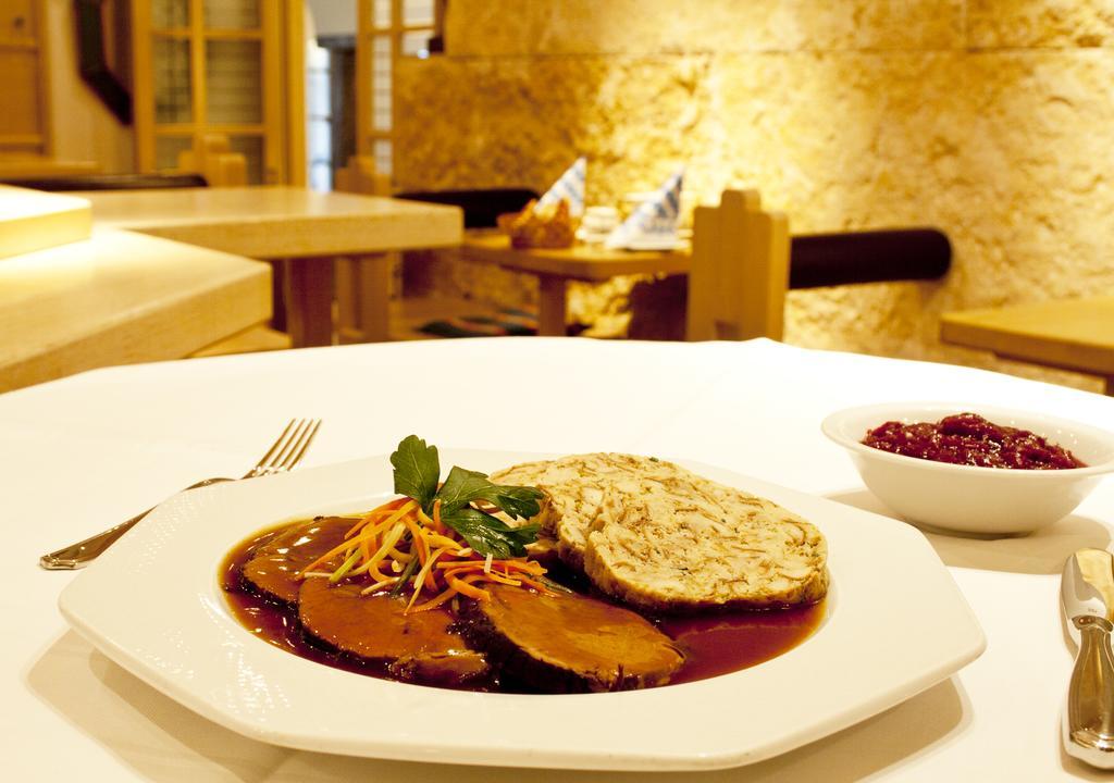 Hotel Zur Post 애쉬하임 외부 사진